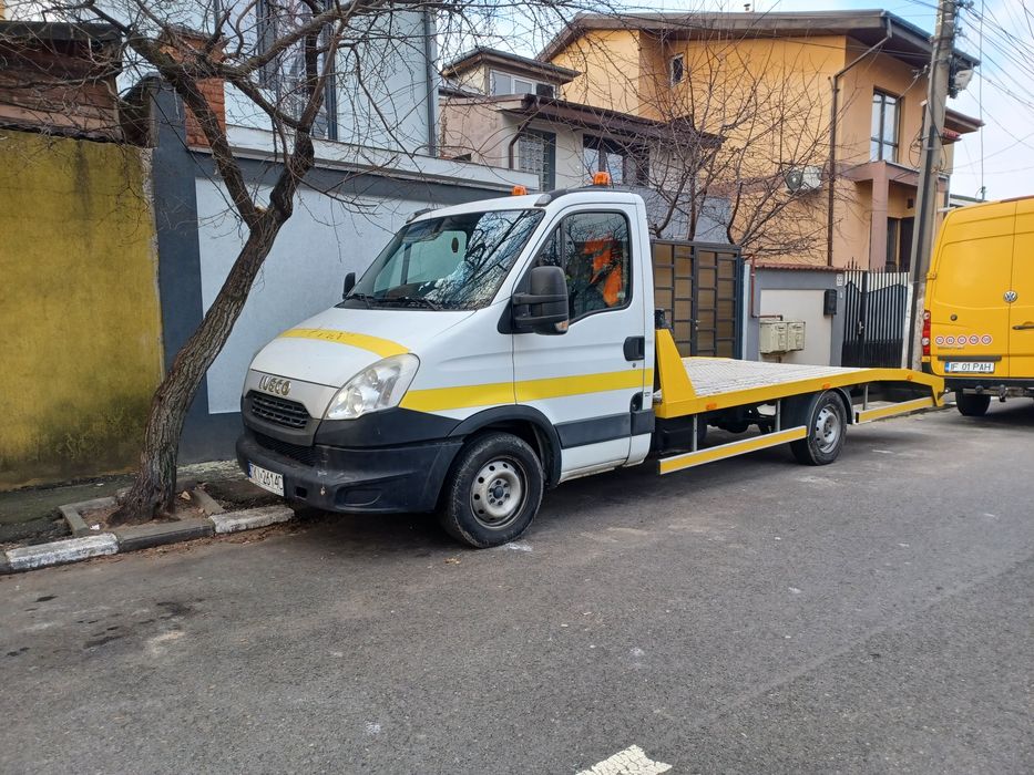 Vând iveco platforma auto