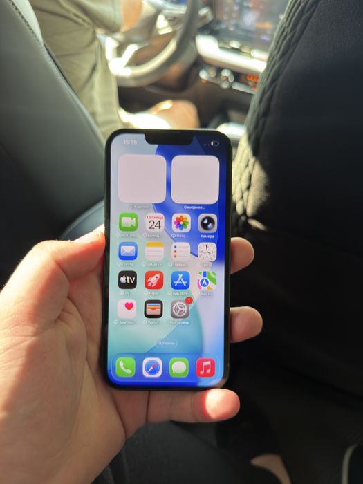Продам телефон Айфон 13/128Gb