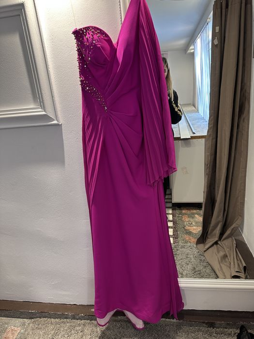 Rochie fucsia marimea 40