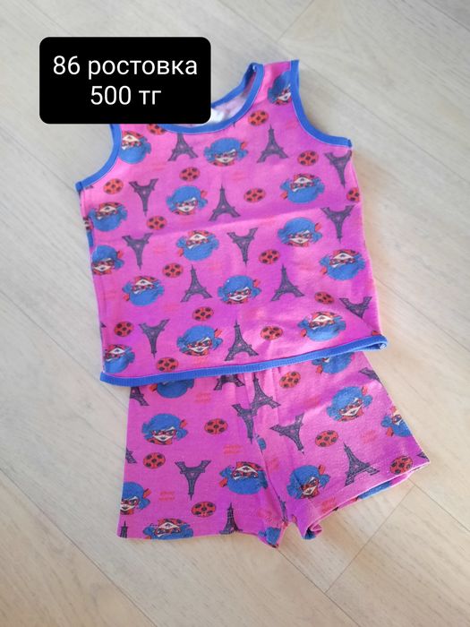 Продам детские вещи