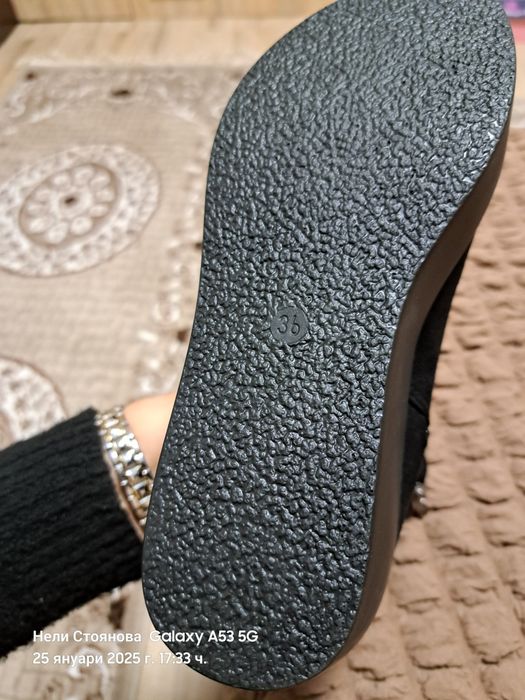 Дамски боти номер 35