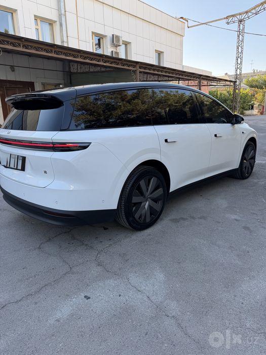 L8 Продается Li i8 Li Auto I8 2025