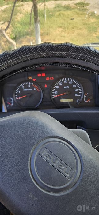 Isuzu снж sotiladi