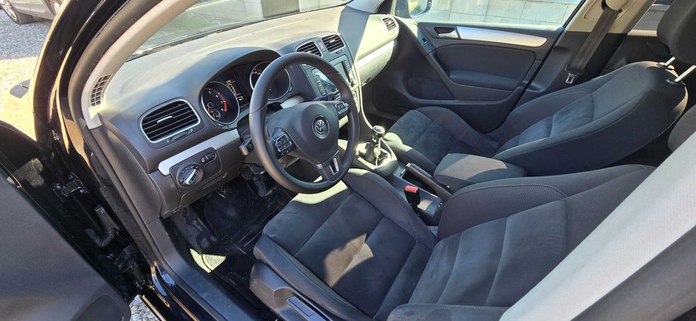 VOLKSWAGEN Golf 2011 — imagine 4
