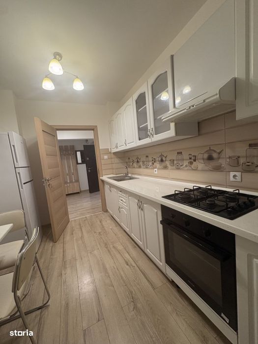 Apartament 3 camere renovat in Drumul Taberei, Piata Valea Ialomitei