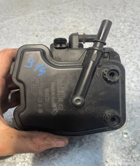 Carcasa filtru motorina 70512338 Ford Focus 2009 1.6 MT (101 hp)