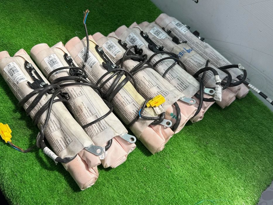 AIRBAG SCAUN DREAPTA ( 7 BUC. ) VAG GROUP / AUDI A4 B8 / AUDI A5 8T COD OEM 8K0880242F