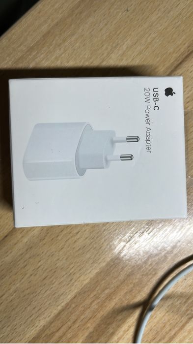 Продам зарядку от айфон