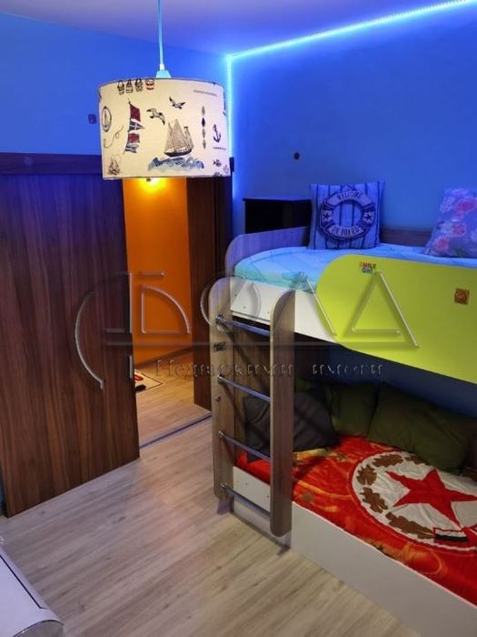 Продава се Тристаен апартамент в София, Разсадника - 93 кв.м за 2366 €/кв.м - Снимка #5