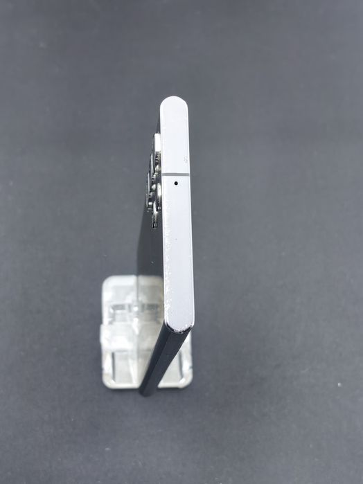 Samsung Galaxy S22 Ultra  256 GB ID-hga861