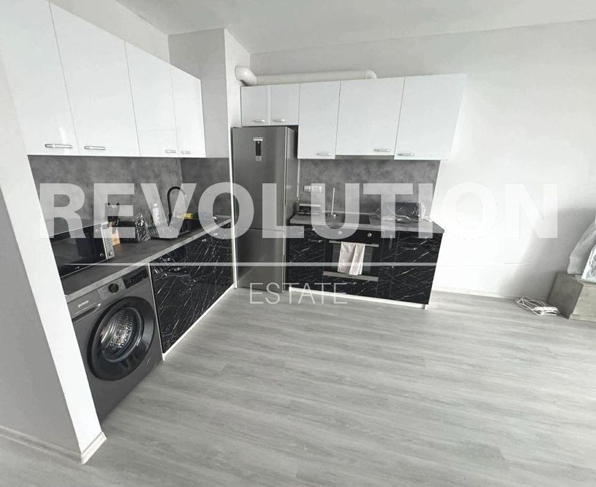 Дава се под наем Двустаен апартамент в Варна, Трошево - 65 кв.м за 648.21 € - Снимка #1