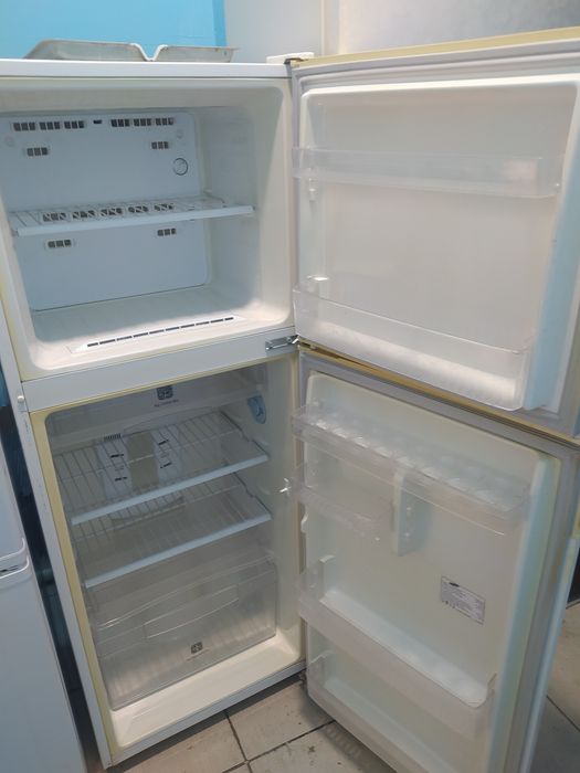Продам холодильник Samsung