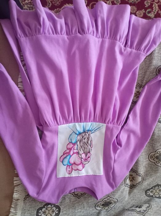 Красивое платье для девочки на 8-9 лет