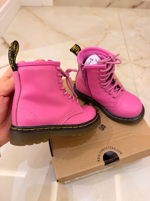 Детски боти Dr Martens