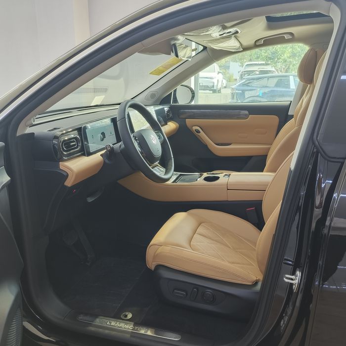 Leapmotor C11 300Km Gibrid Smart Restaylin Dopopsiya 2025 3yil kafolat