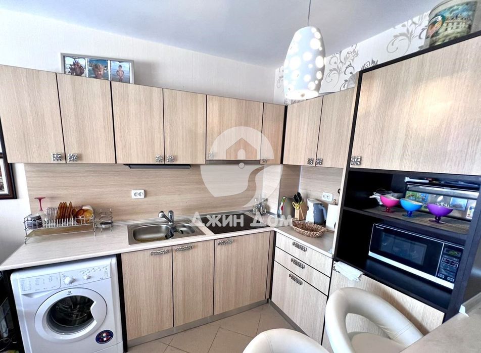 Продава се Двустаен апартамент в с. Кошарица, Област Бургас - 71 кв.м за 1015 €/кв.м - Снимка #3