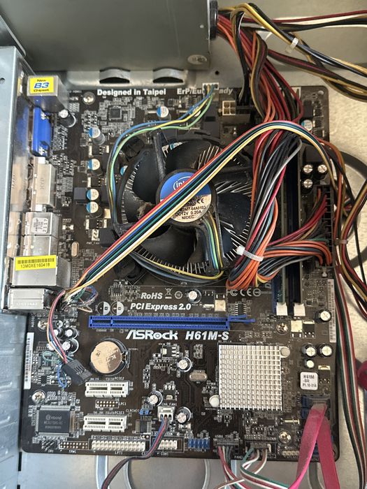 Настолен бюджетен компютър