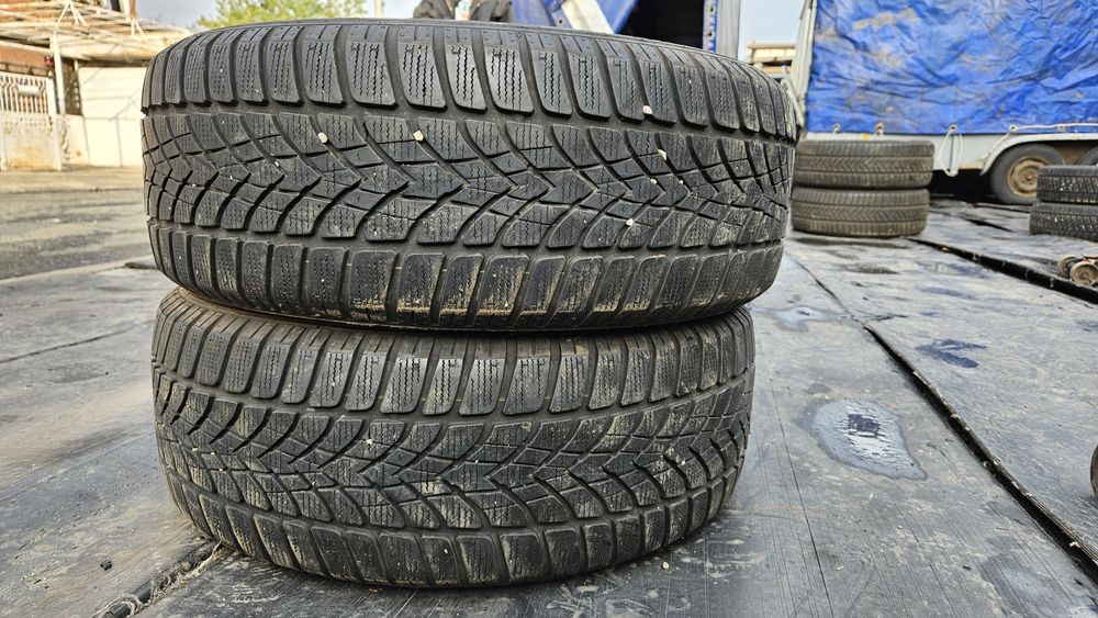 2бр Гуми 205 55 16 дънлоп