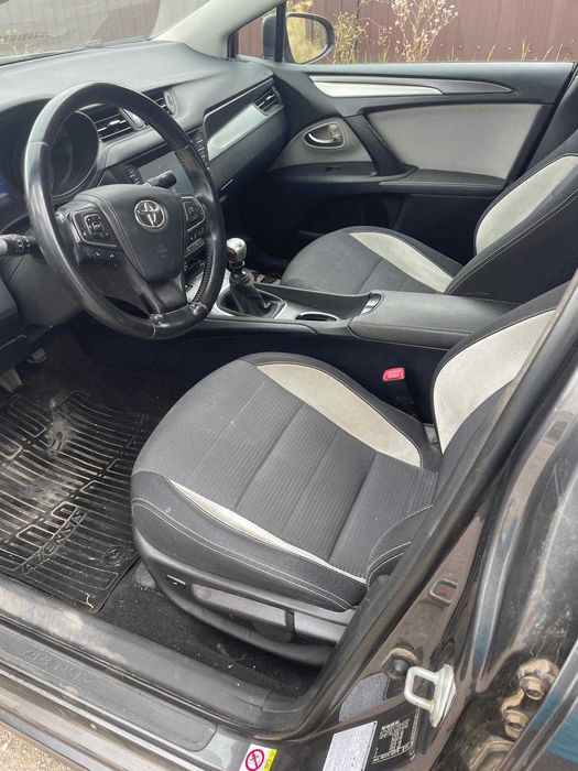 Vand Toyota Avensis 2.0 l diesel feb.2017,105 KW