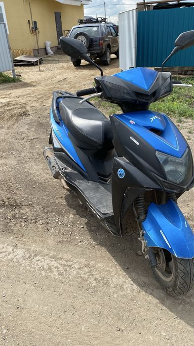 Продам скутер 150 кубов