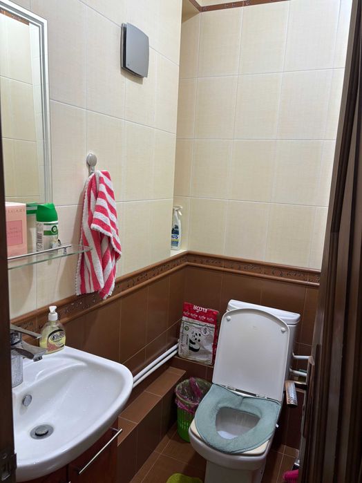 4/3/9, м. Миллийбог, Дружба Народов, 96 м², авторский ремонт, мебелью