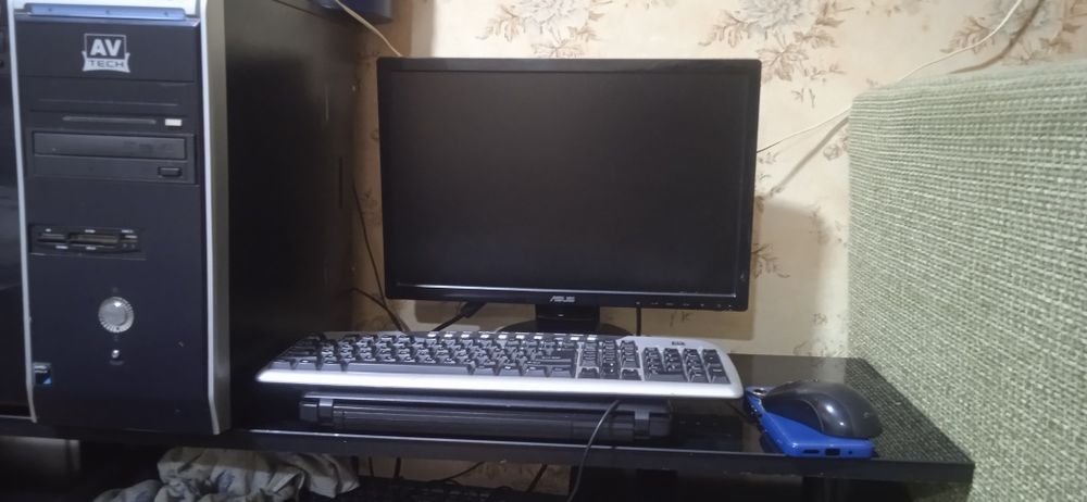 Срочно продам домашний компютер