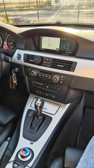 продавам BMW 325 HI