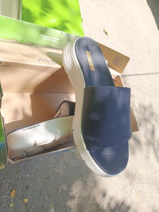 Skechers sotiladi