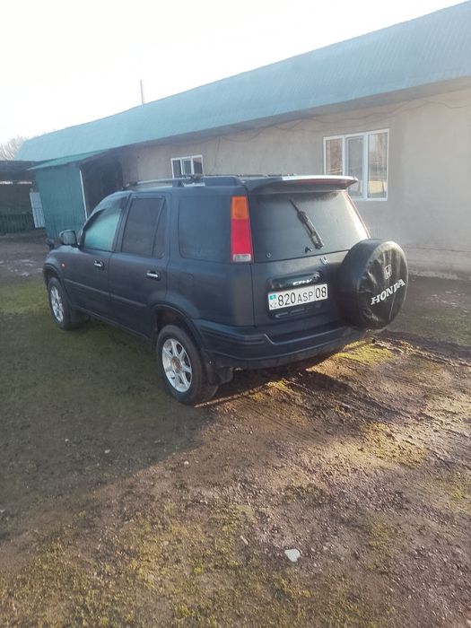 Машина Honda CR-V