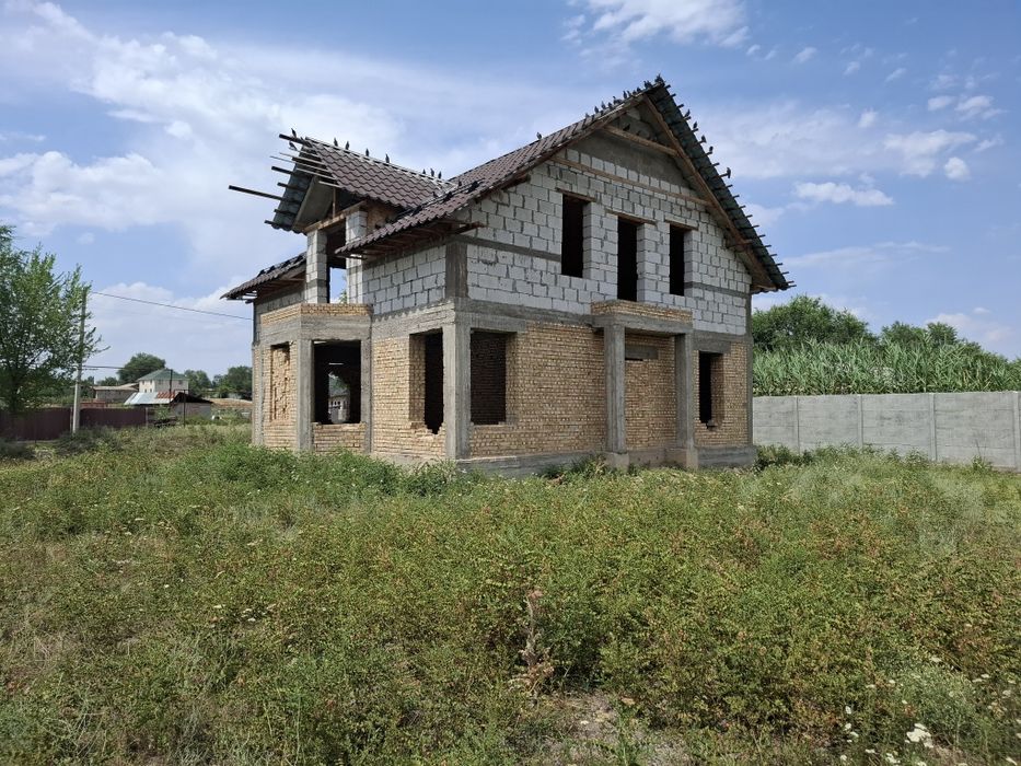 Шұғыл үй сатылады.