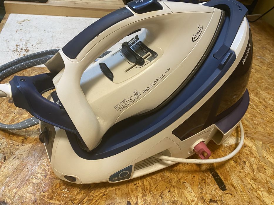 Statie de calcat Tefal Pro Express Turbo