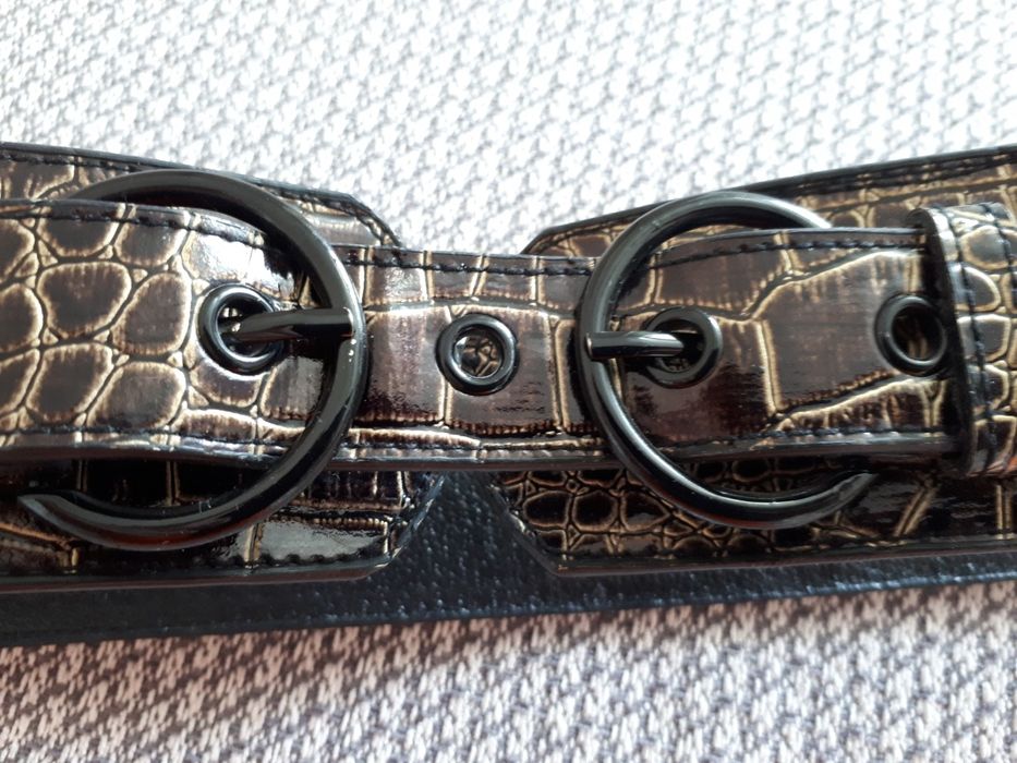 Продам ремень женский, отличного качества, рисунок под крокодила