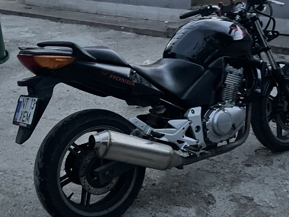 Honda cbf accidentat