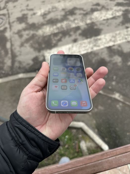 Iphone 13 Alb 128 Gb neverlock (dezmembrez telefoane )