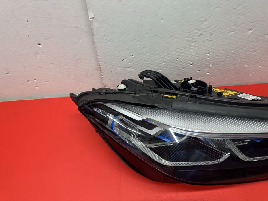 Far bmw seria 8 G14 G15 G16 Laser 2019-2023 dreapta
