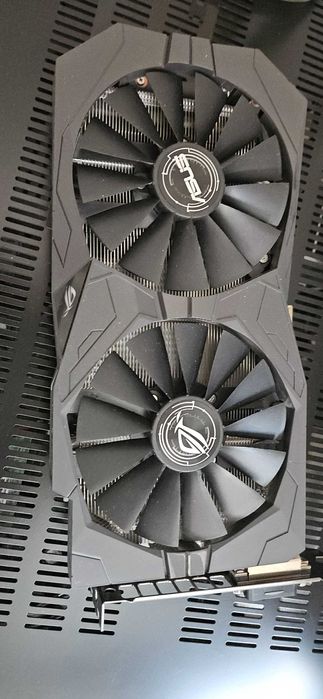 Placa video ASUS GeForce GTX 1050 STRIX GAMING GDDR5 128-bit