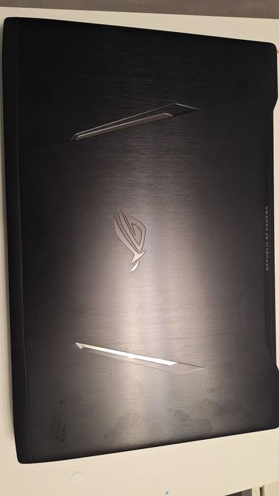 ASUS ROG Strix GL702VI | GTX 1080 8GB | i7-7700HQ | 16GB RAM | 1.5TB | 120Hz G-SYNC
