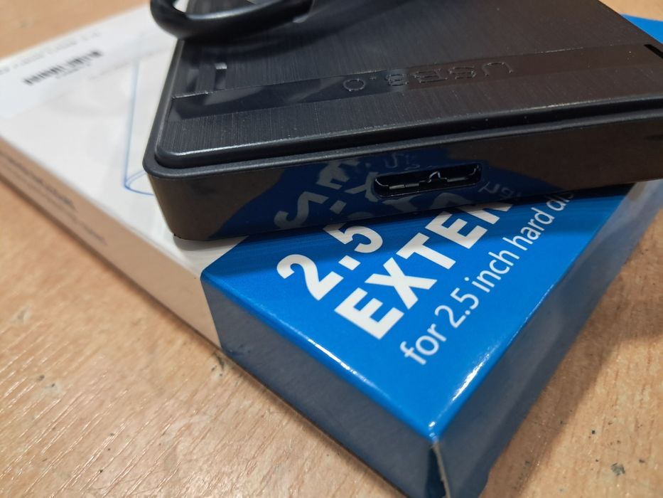 1tb vneshni hard.  внешний хард.