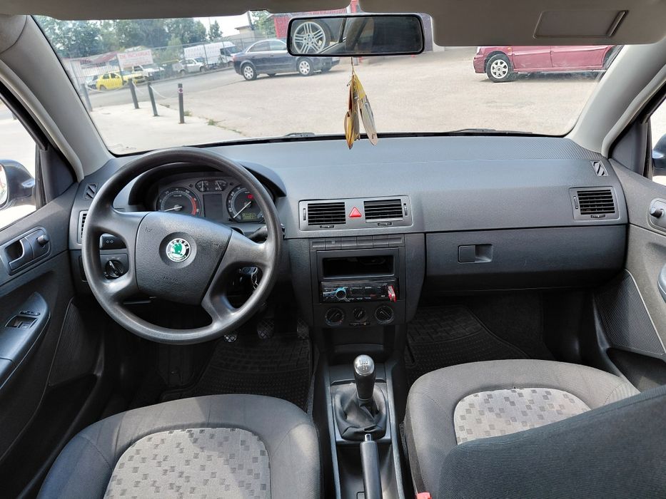 Skoda Fabia 1.2 benzină,60.000 km reali