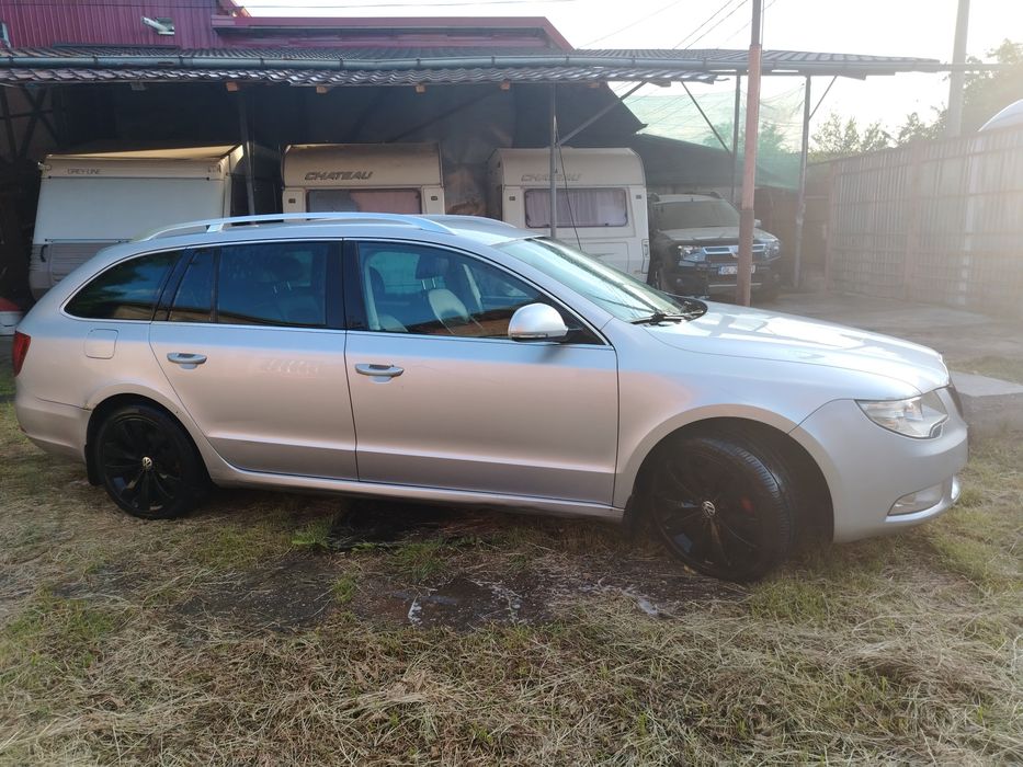SKODA Superb 2012 — imagine 3