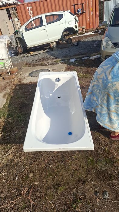 Ванна в хорошем состояни