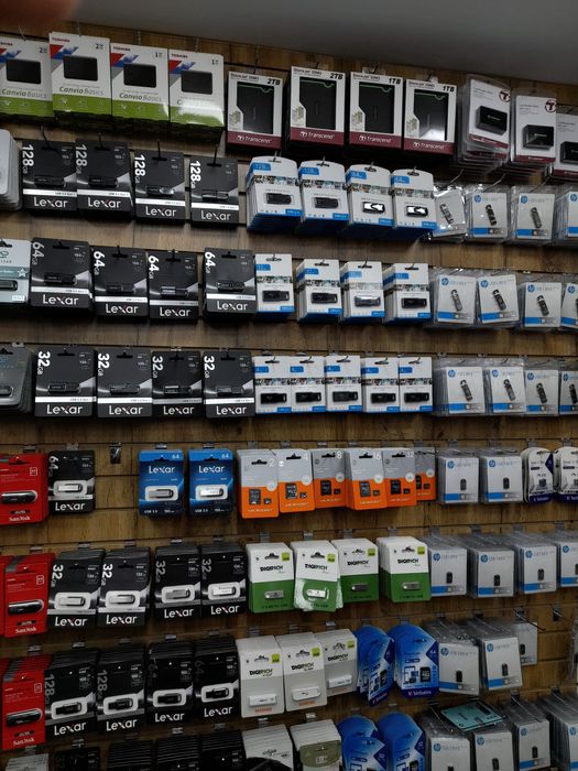 MicroSD va Adapter Flash card har-hil o'lchamdagilar Kafolati bilan