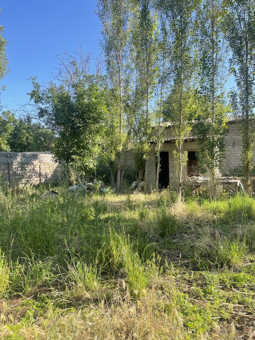 Ховлини ярими сотилади Зангата райони (текистил)