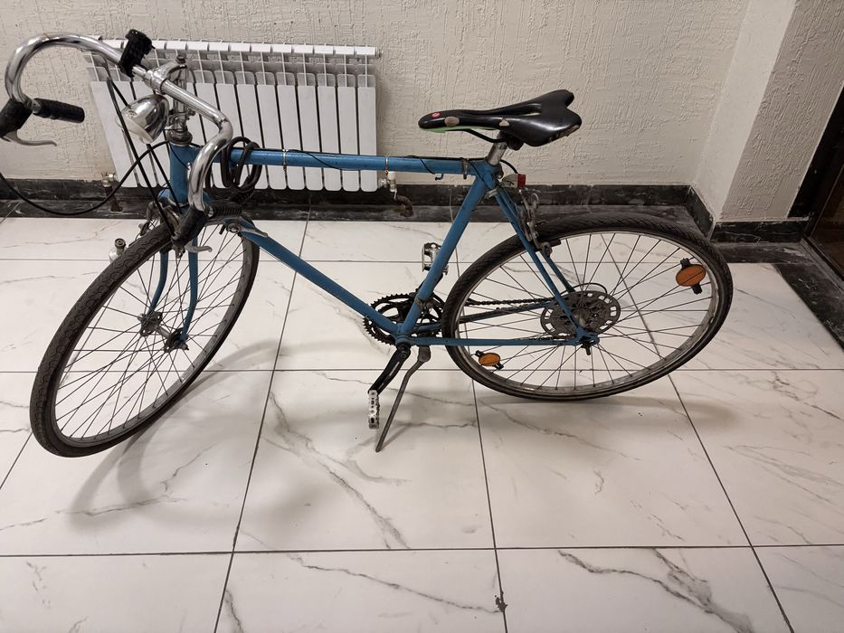 Велосипет италия очень хорошом состояние все что есть работает и все р