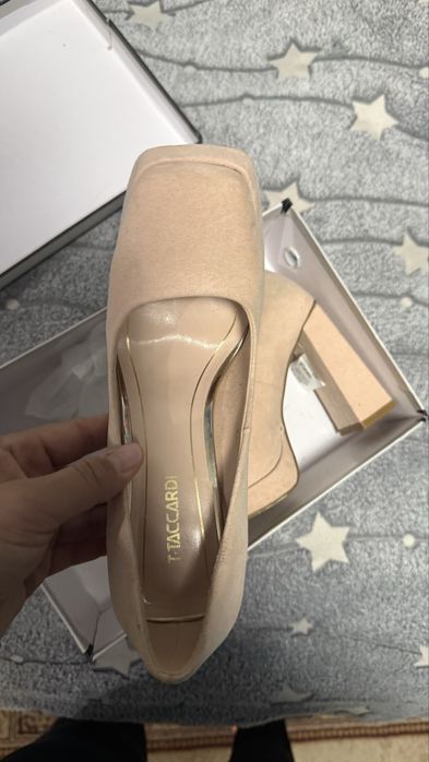 П р о д а м      Туфли