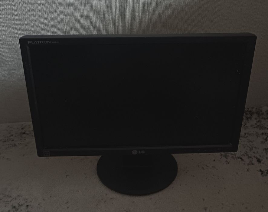 Монитор LG Flatron