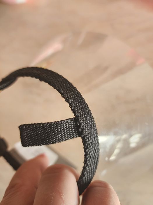 Продам ошейник на липучке