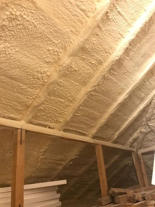 Izolatii spuma poliuretanica,Mansarde,Hale,Terase