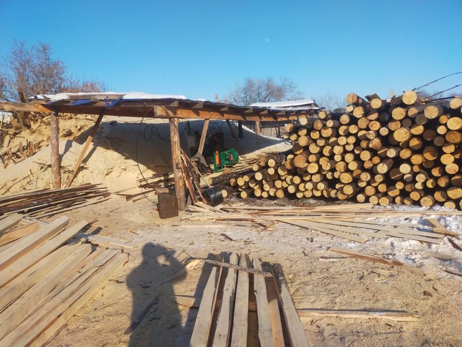Продам пилораму с землей с домиком