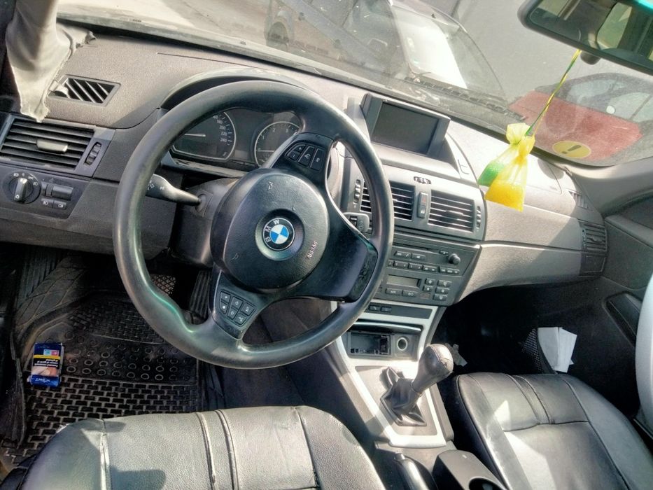 Dezmembrez  BMW x 3 3.0 tdi